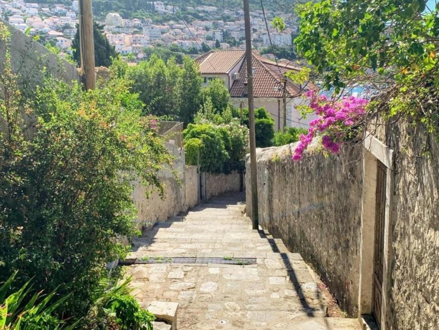 Peaceful House In Dubrovnik Apartment Exterior photo