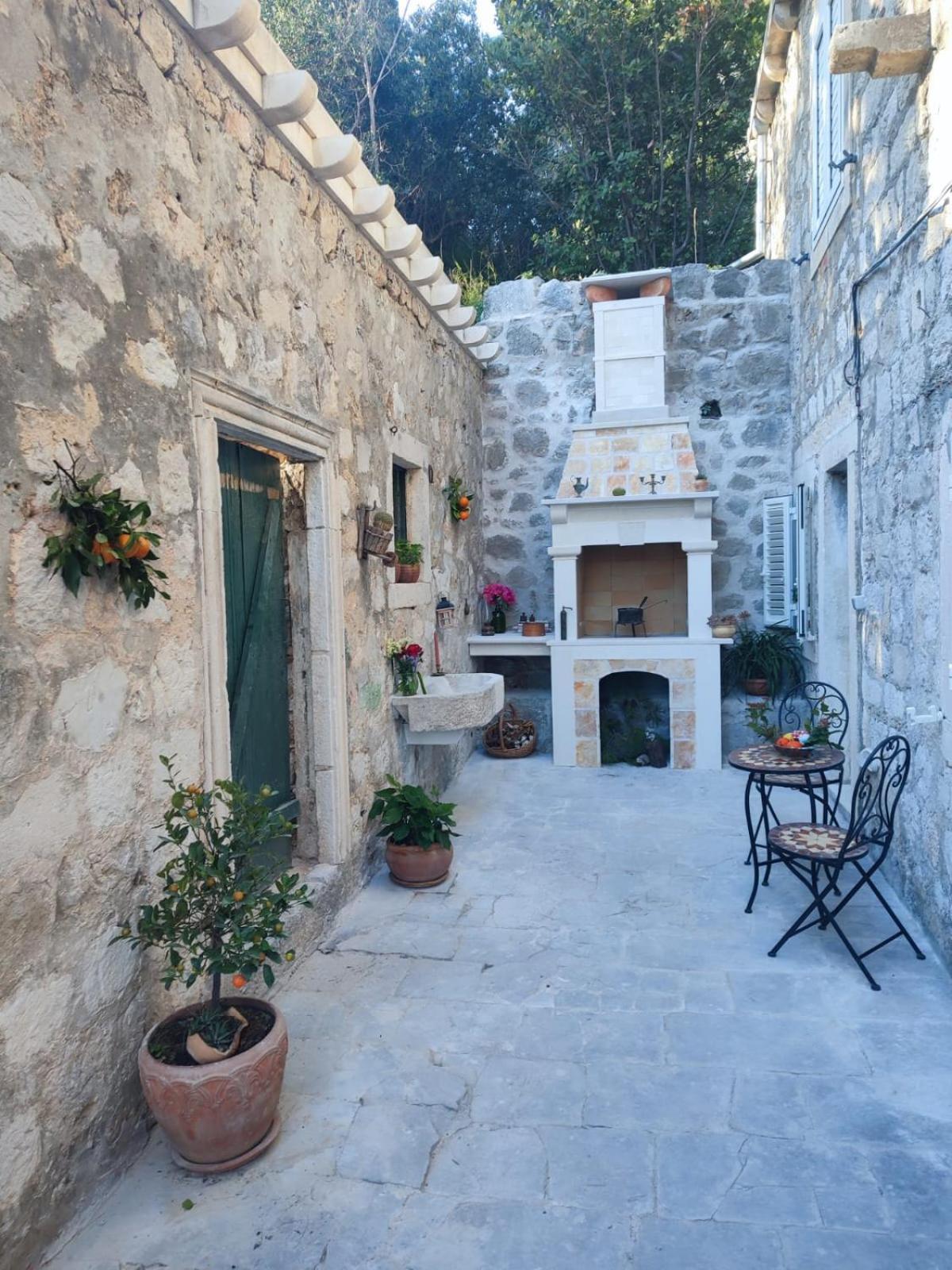 Peaceful House In Dubrovnik Apartment Exterior photo